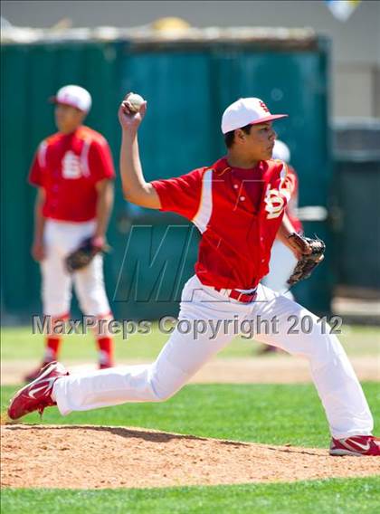 Thumbnail 2 in Canyon Springs vs. Loara photogallery.