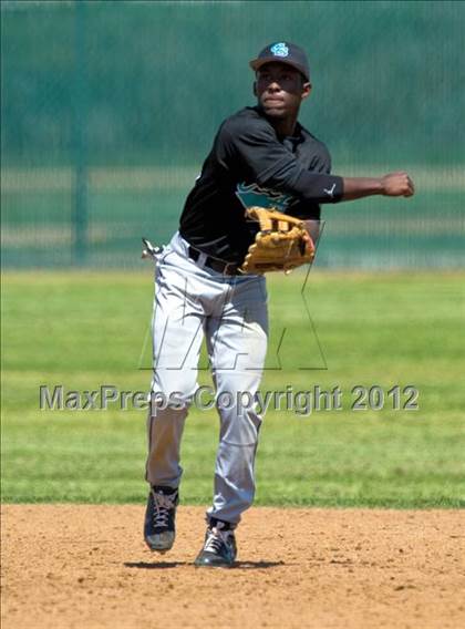 Thumbnail 1 in Canyon Springs vs. Loara photogallery.