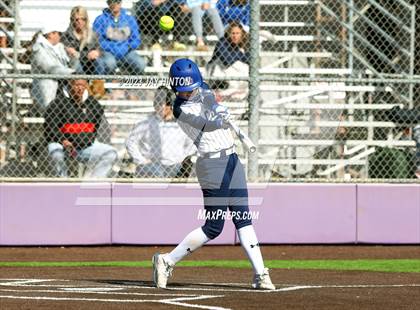 Thumbnail 3 in Liberty Christian vs Glen Rose (Godley High School) photogallery.