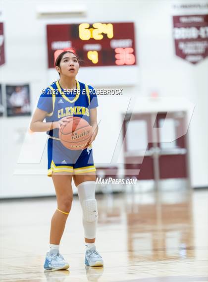 Thumbnail 2 in Clemens vs. Brennan (46TH ANNUAL BARBARA HARVEY JAGUAR CLASSIC) photogallery.