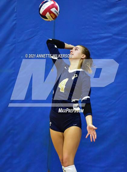 Thumbnail 3 in St. Pius X Catholic vs. Hoover (Nike Tournament of Champions) photogallery.