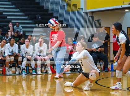 Thumbnail 2 in Prosper @ Plano East photogallery.