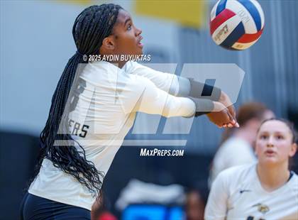 Thumbnail 1 in Prosper @ Plano East photogallery.