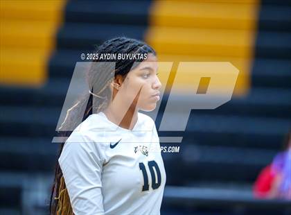 Thumbnail 1 in Prosper @ Plano East photogallery.