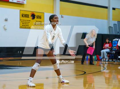 Thumbnail 2 in Prosper @ Plano East photogallery.