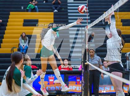 Thumbnail 1 in Prosper @ Plano East photogallery.