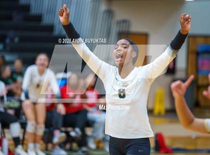 Thumbnail 1 in Prosper @ Plano East photogallery.