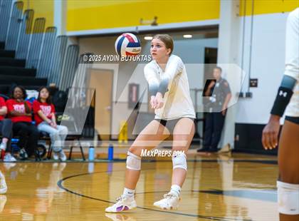 Thumbnail 3 in Prosper @ Plano East photogallery.