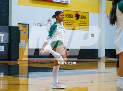 Thumbnail 1 in Prosper @ Plano East photogallery.