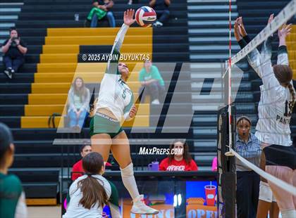 Thumbnail 1 in Prosper @ Plano East photogallery.