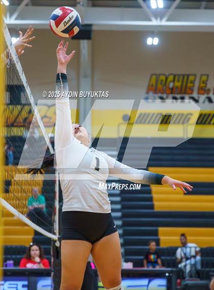 Thumbnail 1 in Prosper @ Plano East photogallery.