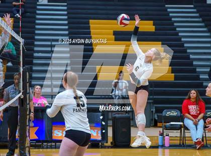 Thumbnail 1 in Prosper @ Plano East photogallery.