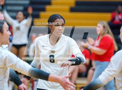 Thumbnail 2 in Prosper @ Plano East photogallery.