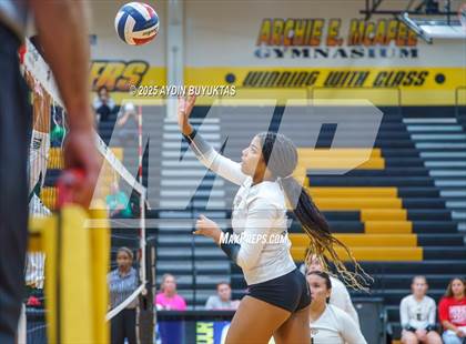 Thumbnail 3 in Prosper @ Plano East photogallery.