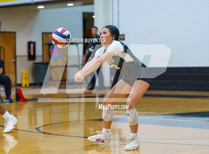 Thumbnail 3 in Prosper @ Plano East photogallery.