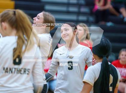 Thumbnail 2 in Prosper @ Plano East photogallery.