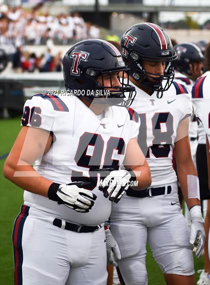 Thumbnail 2 in Katy vs Tompkins photogallery.