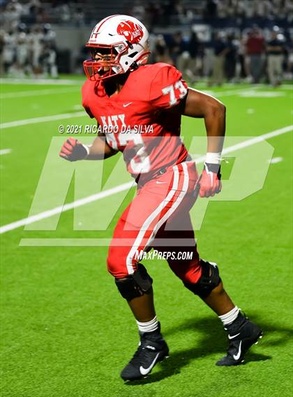 Thumbnail 3 in Katy vs Tompkins photogallery.