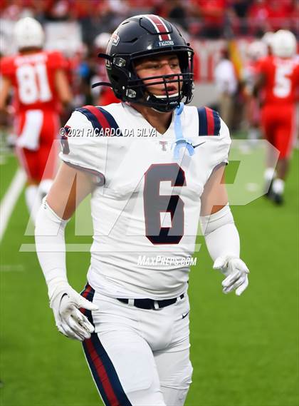 Thumbnail 2 in Katy vs Tompkins photogallery.