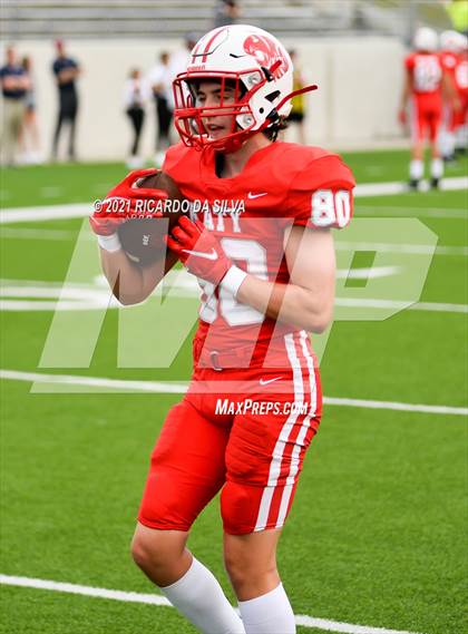 Thumbnail 2 in Katy vs Tompkins photogallery.