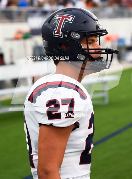 Thumbnail 3 in Katy vs Tompkins photogallery.