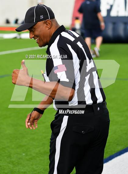 Thumbnail 2 in Katy vs Tompkins photogallery.