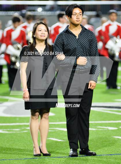 Thumbnail 3 in Katy vs Tompkins photogallery.