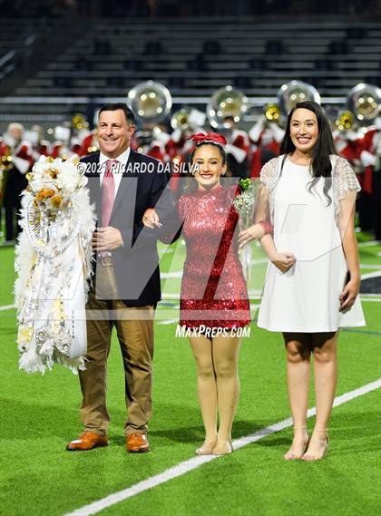 Thumbnail 3 in Katy vs Tompkins photogallery.