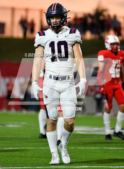 Thumbnail 2 in Katy vs Tompkins photogallery.