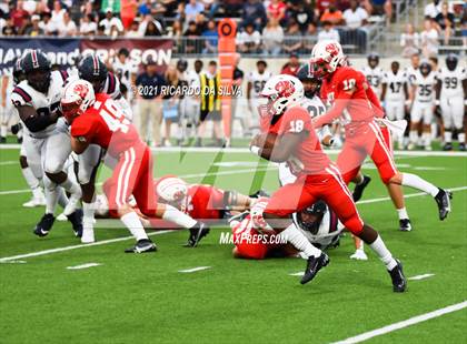 Thumbnail 3 in Katy vs Tompkins photogallery.