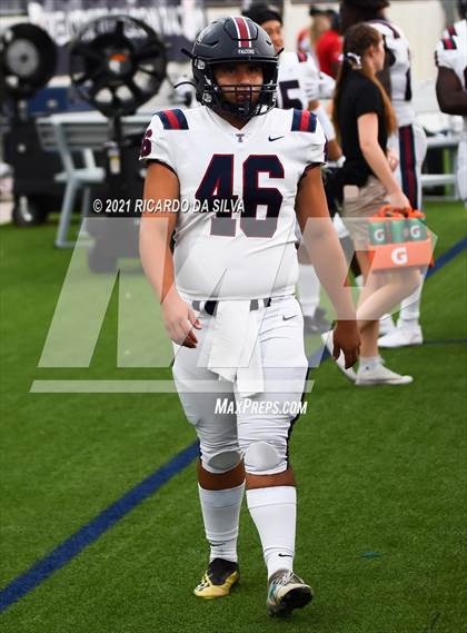 Thumbnail 3 in Katy vs Tompkins photogallery.