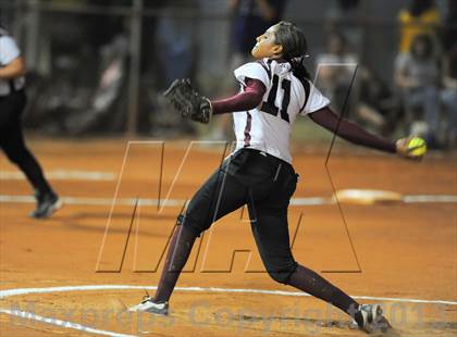 Thumbnail 1 in Estrella Foothills vs. Winslow (AIA D3 Final) photogallery.