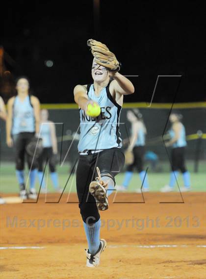 Thumbnail 3 in Estrella Foothills vs. Winslow (AIA D3 Final) photogallery.
