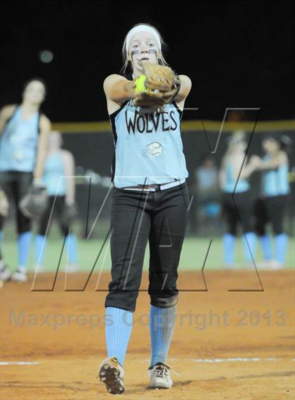 Thumbnail 1 in Estrella Foothills vs. Winslow (AIA D3 Final) photogallery.