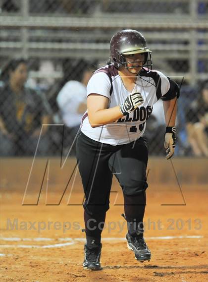 Thumbnail 1 in Estrella Foothills vs. Winslow (AIA D3 Final) photogallery.