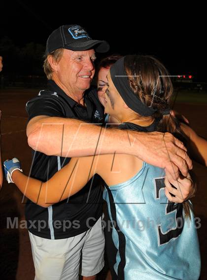 Thumbnail 1 in Estrella Foothills vs. Winslow (AIA D3 Final) photogallery.