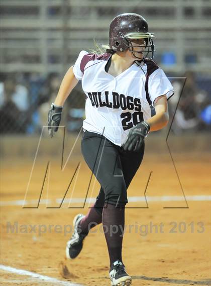 Thumbnail 3 in Estrella Foothills vs. Winslow (AIA D3 Final) photogallery.