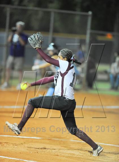 Thumbnail 2 in Estrella Foothills vs. Winslow (AIA D3 Final) photogallery.