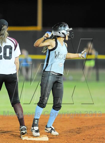 Thumbnail 3 in Estrella Foothills vs. Winslow (AIA D3 Final) photogallery.