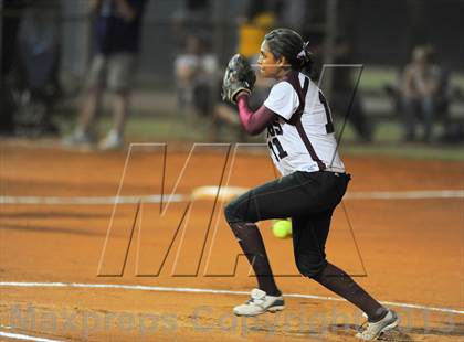 Thumbnail 3 in Estrella Foothills vs. Winslow (AIA D3 Final) photogallery.