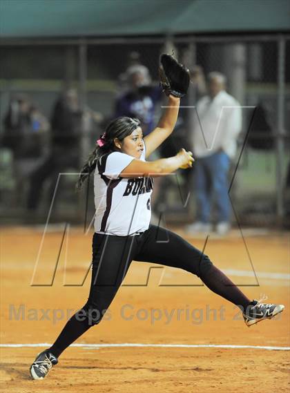 Thumbnail 2 in Estrella Foothills vs. Winslow (AIA D3 Final) photogallery.