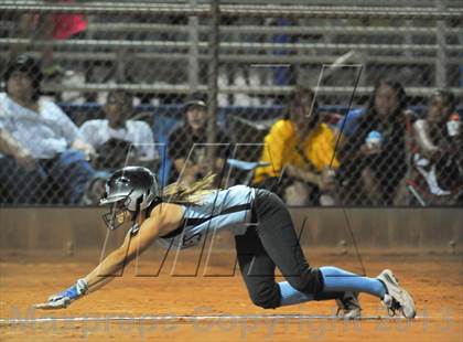 Thumbnail 1 in Estrella Foothills vs. Winslow (AIA D3 Final) photogallery.