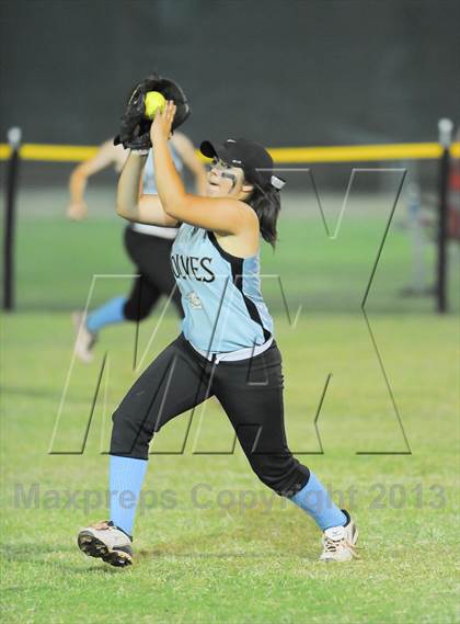 Thumbnail 2 in Estrella Foothills vs. Winslow (AIA D3 Final) photogallery.