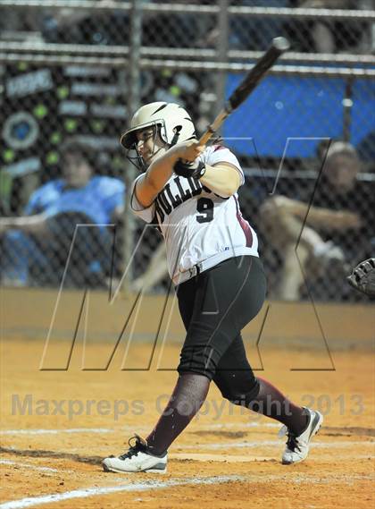 Thumbnail 3 in Estrella Foothills vs. Winslow (AIA D3 Final) photogallery.
