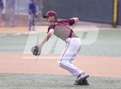 Thumbnail 2 in La Jolla Country Day vs. Point Loma (CIF SDS Division 1 Fourth Round Playoff) photogallery.