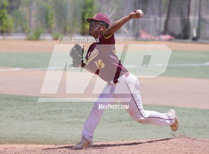 Thumbnail 2 in La Jolla Country Day vs. Point Loma (CIF SDS Division 1 Fourth Round Playoff) photogallery.