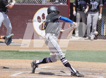 Thumbnail 2 in La Jolla Country Day vs. Point Loma (CIF SDS Division 1 Fourth Round Playoff) photogallery.
