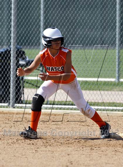 Thumbnail 3 in Wasco vs Delano (Mira Monte Invitational Consolation Final) photogallery.