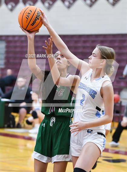 Thumbnail 1 in Mountain Ridge vs. Cactus (Mountain Ridge Invitational) photogallery.