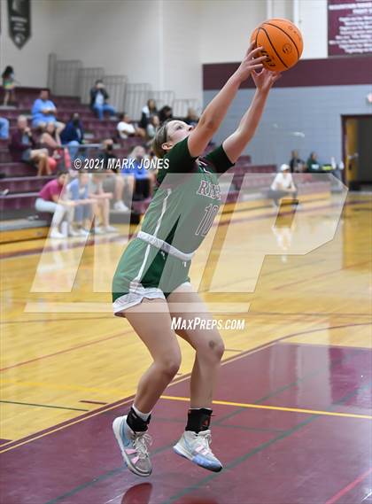 Thumbnail 3 in Mountain Ridge vs. Cactus (Mountain Ridge Invitational) photogallery.